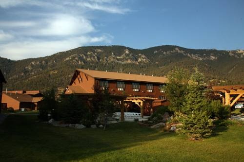 Bucka__s T-4 Lodge in Big Sky 001